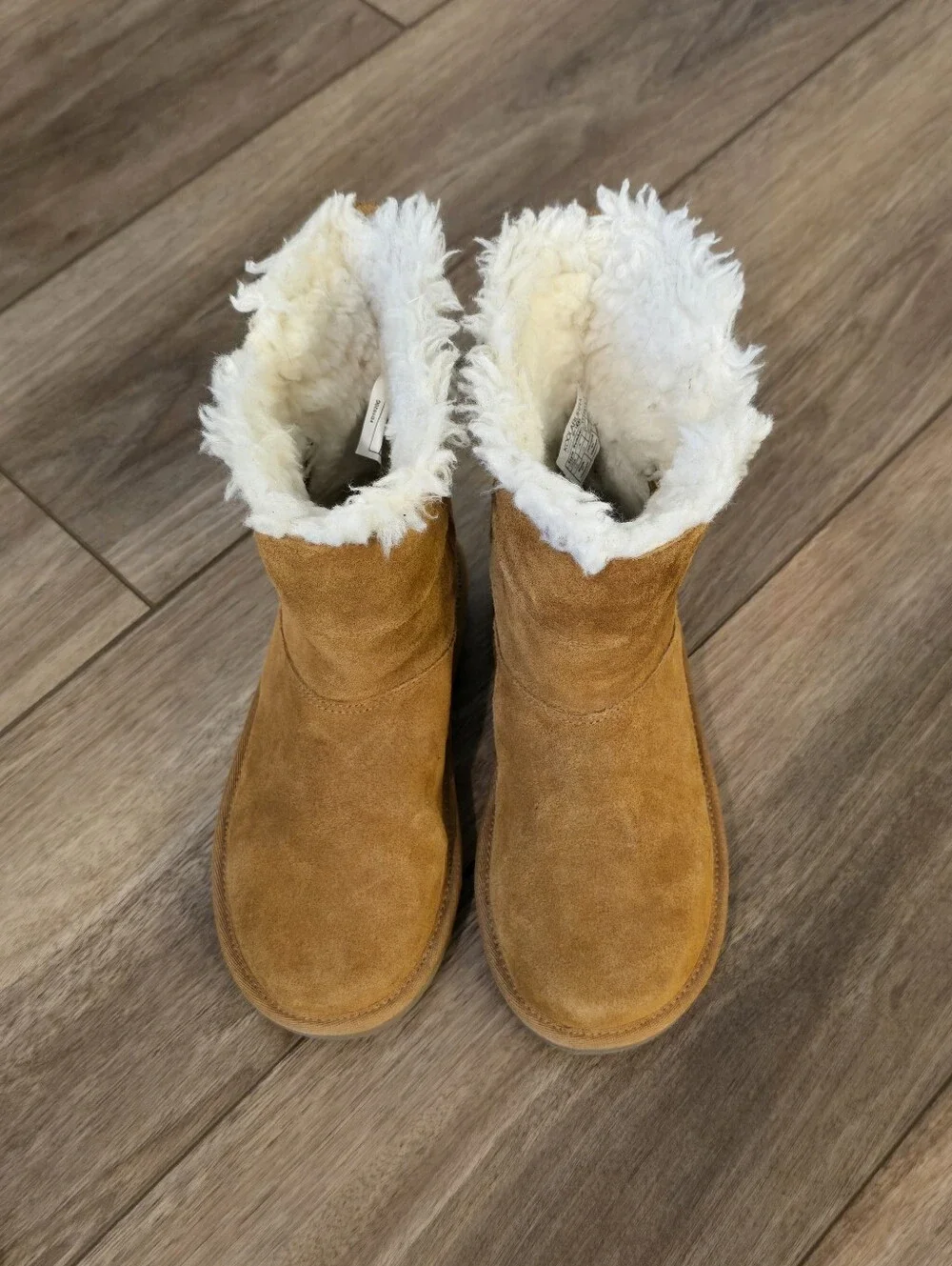 Girls Koolaburra Uggs Boots